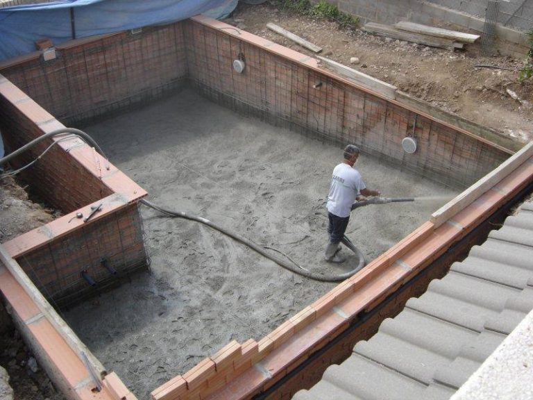 ¿Cómo es el procedimiento de construcción de una piscina? NetDiario